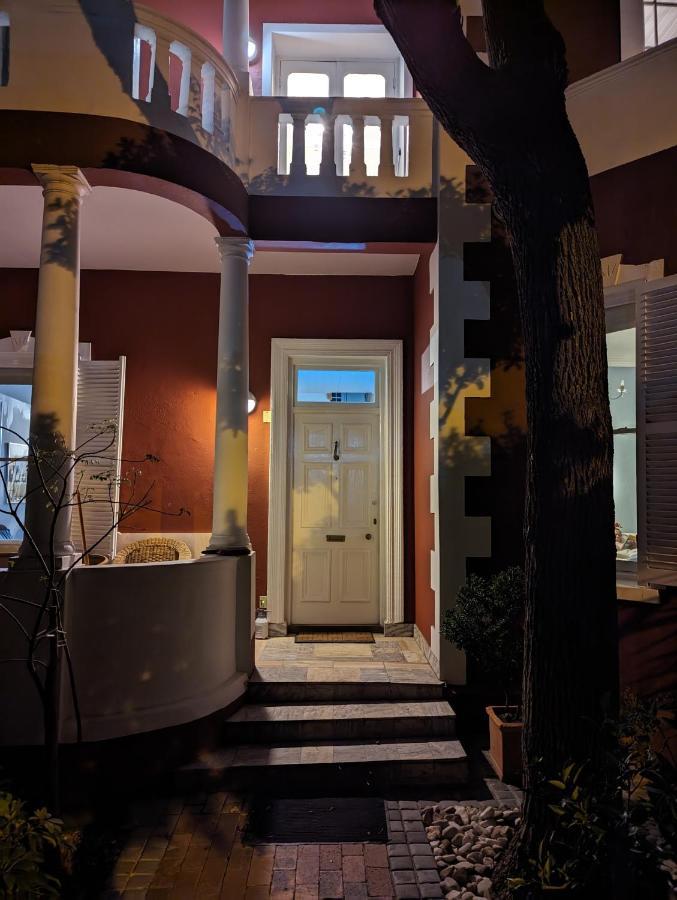 La Montagne Observatory Guest house